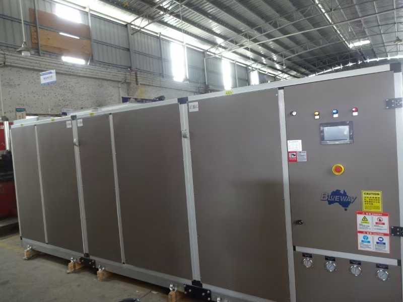 وقت پر فراہمی: انڈور سوئمنگ پول ماحولیاتی نظام